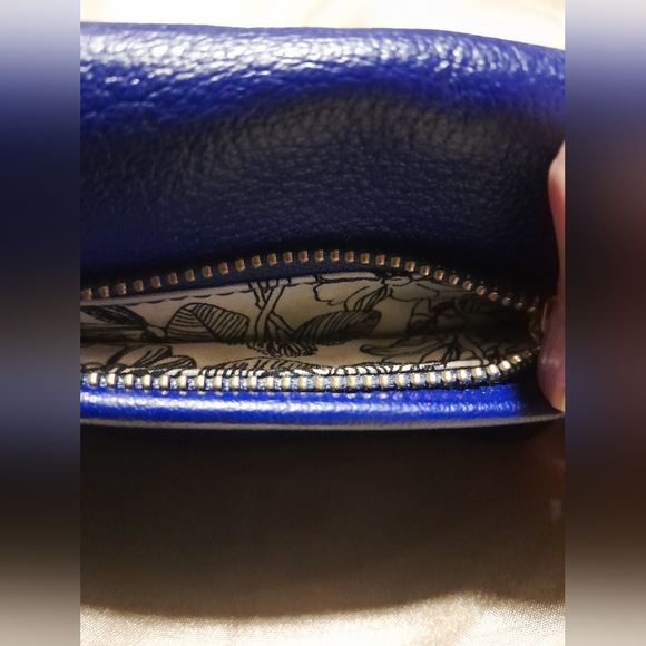 Vera Bradley wallet leather. - Picture 5 of 13